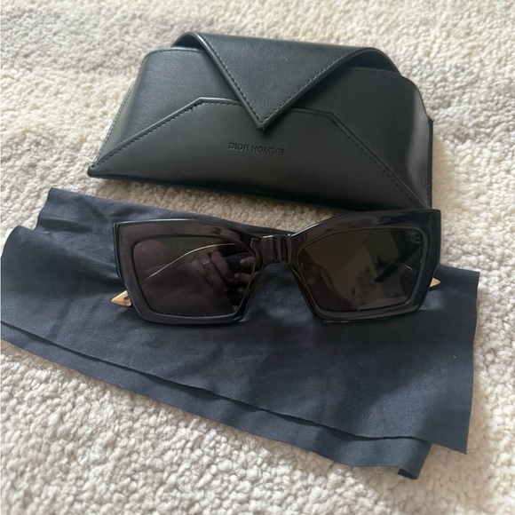 Christian Dior Cat eye sunglasses - Picture 1 of 6